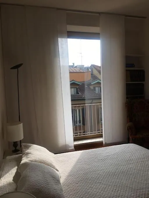 Elegant Apartment San Babila ,5 Minutes From Duomo Milan 0*,